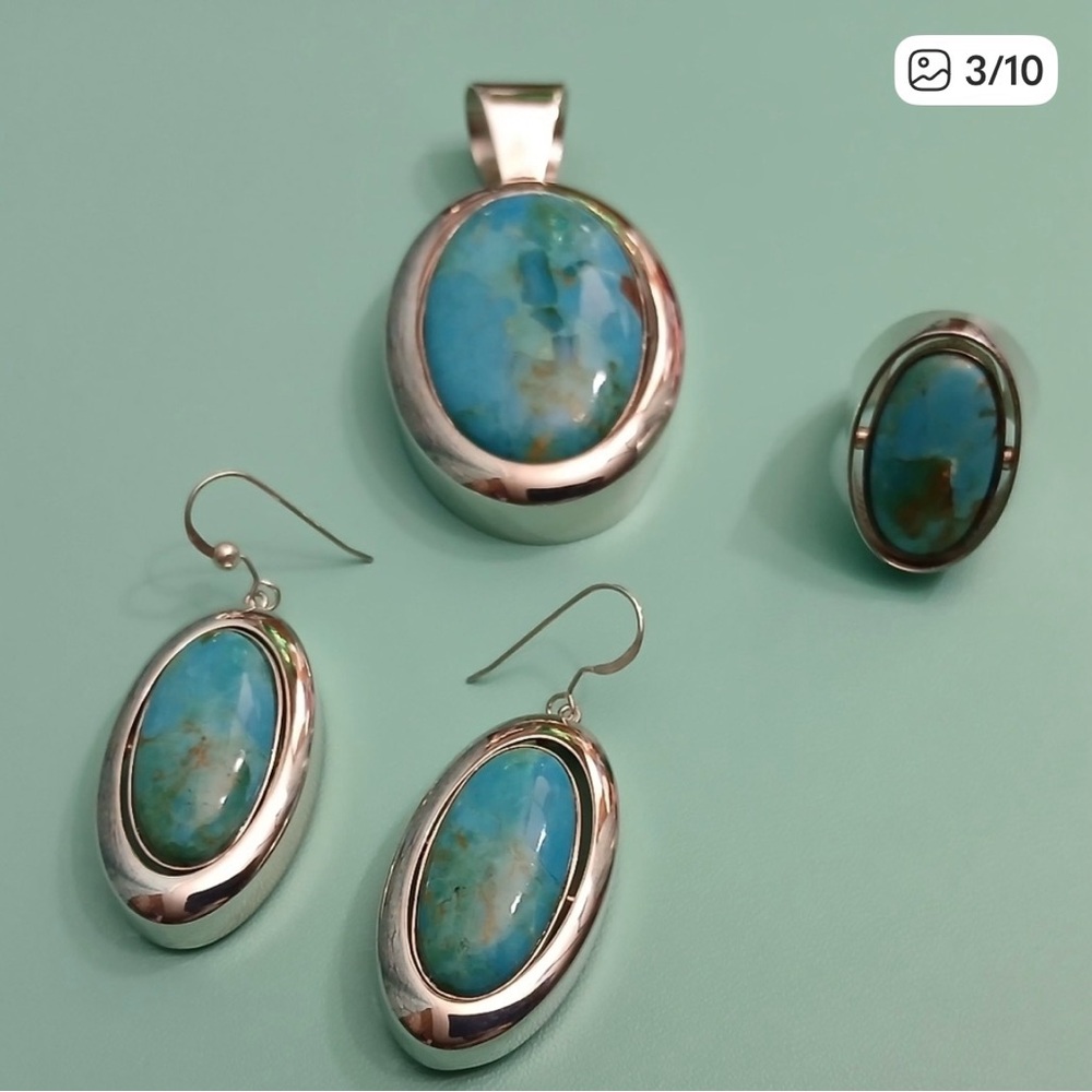 Sterling Silver reversible Turquoise and Lapis Jewelry Set - Picture 5 of 7